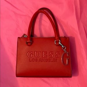 Guess purse 🤍